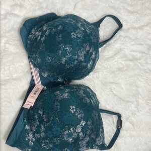 Victoria Secret Teal Lace Push-Up Bra with Silver Accents 36 DD